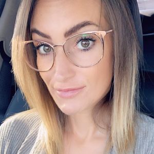 Meet your Posher, Teri